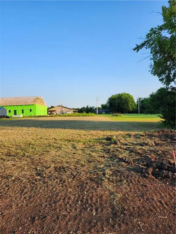 42 S Linn Valley DR, Linn Valley, KS 66040