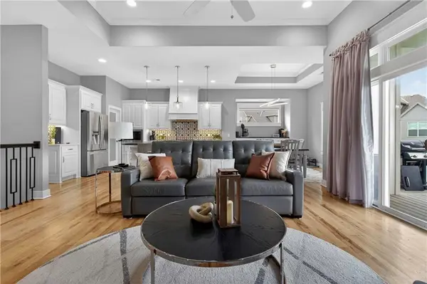 12000 W 184th ST, Overland Park, KS 66013