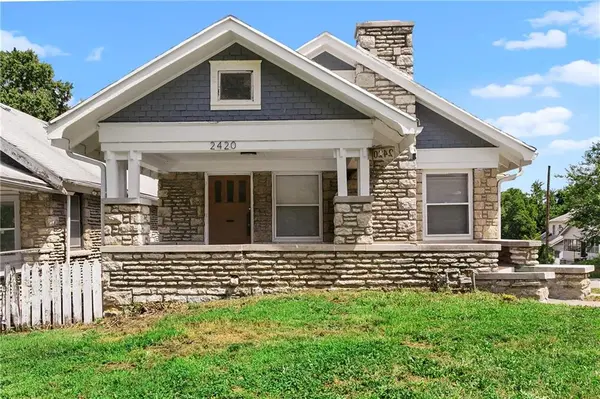2420 E 42nd ST, Kansas City, MO 64130