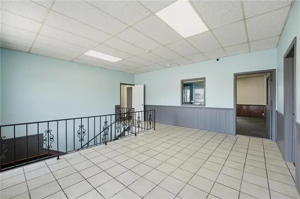 114-120 SW 7 HWY, Blue Springs, MO 64014