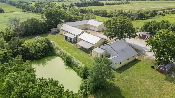 2118 31 HWY, Waverly, KS 66871