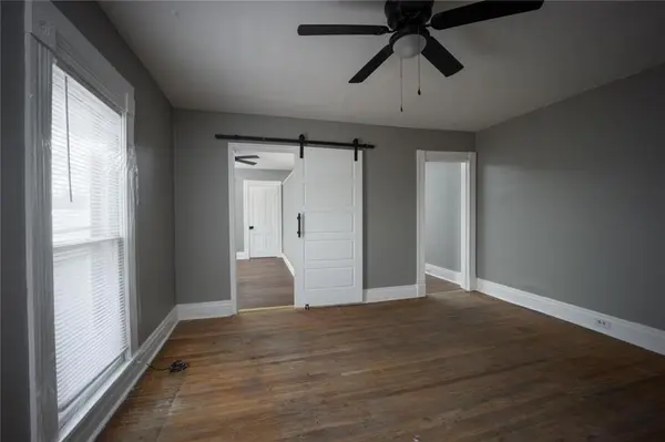 200 E Gay ST, Warrensburg, MO 64093