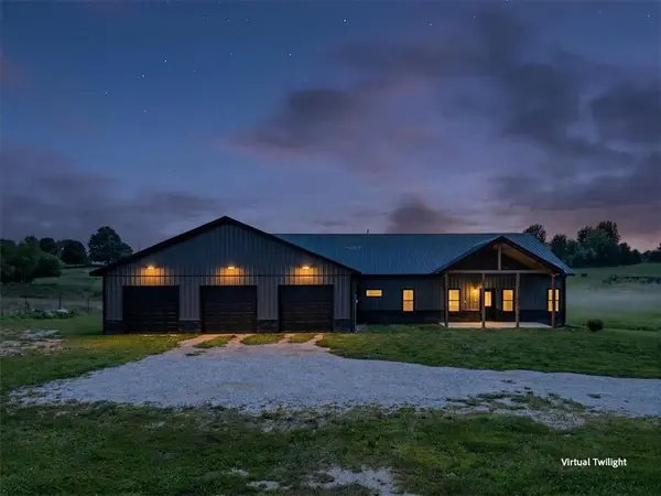 20691 Kansas AVE, Tonganoxie, KS 66086