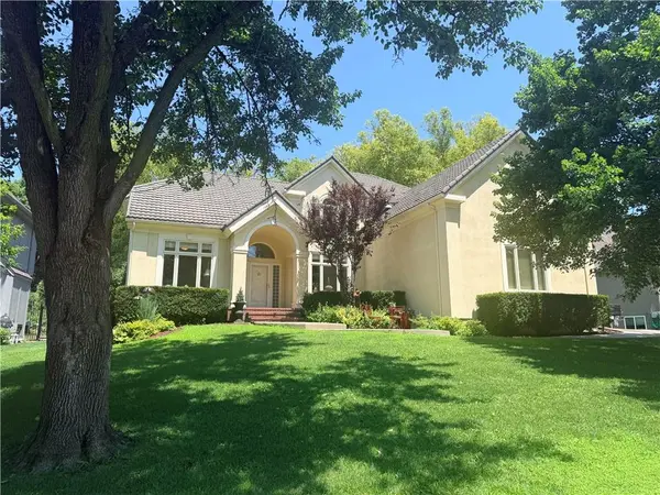 14612 W 50th ST, Shawnee, KS 66216