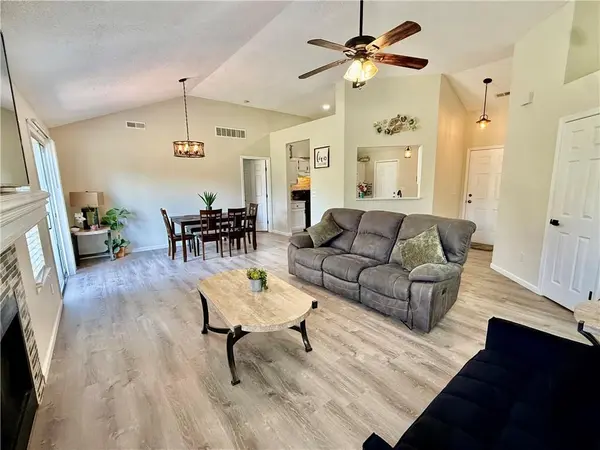 2717 Wildflower DR, Lawrence, KS 66047