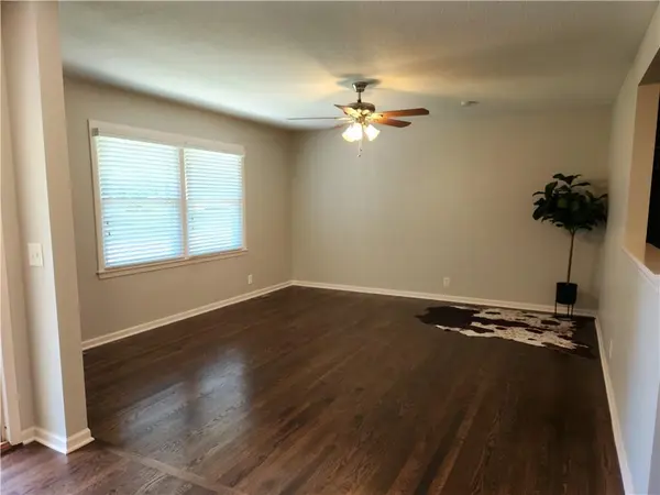 3219 S Vest AVE, Independence, MO 64055