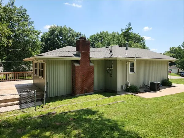 3219 S Vest AVE, Independence, MO 64055