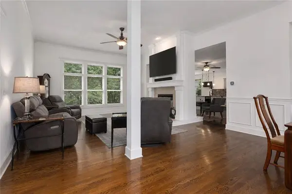 7878 W 155 TER, Overland Park, KS 66223