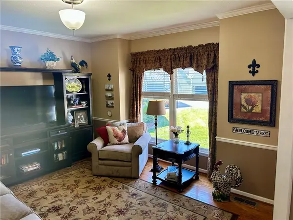 7608 NW 76th PL, Kansas City, MO 64152