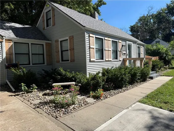7800 W 64th ST, Mission, KS 66202