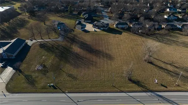 4075 SW M 7 HWY, Blue Springs, MO 64015