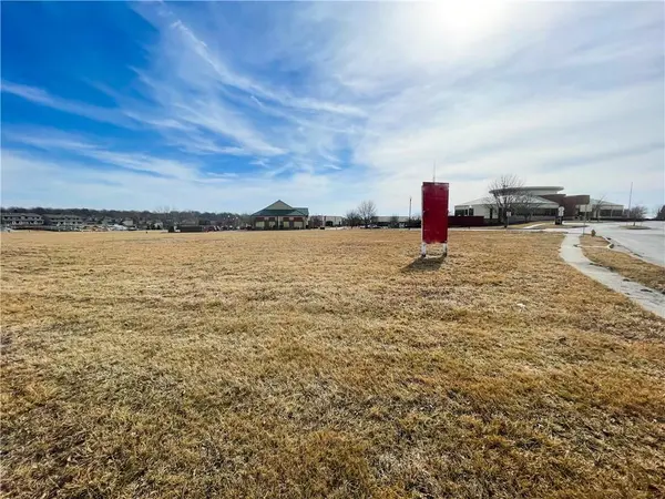 Lot 6 Municipal CIR, Raymore, MO 64083