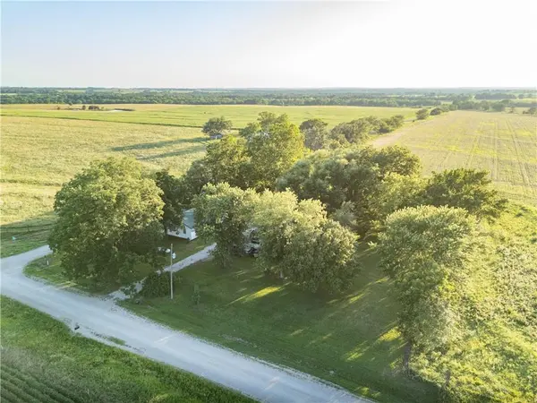 6978 W 1300 RD, Centerville, KS 66014