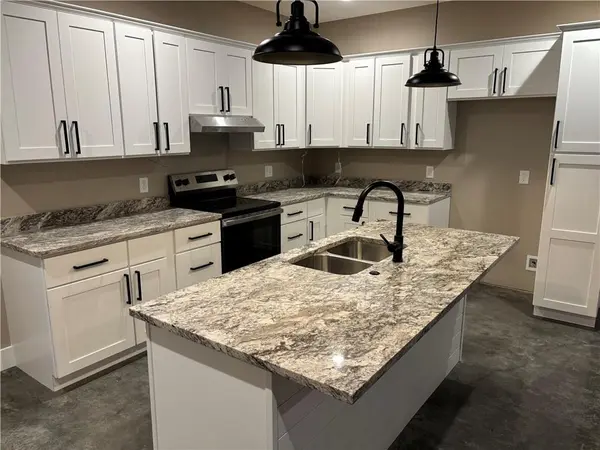 757 E 643 AVE, Arma, KS 66712