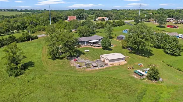 17739 Eisenhower RD, Leavenworth, KS 66048