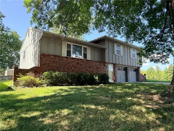 5001 NE 57TH TER, Kansas City, MO 64119