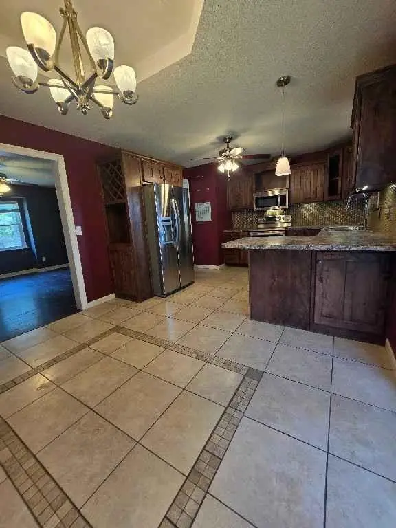 108 S 11th ST, Leavenworth, KS 66048