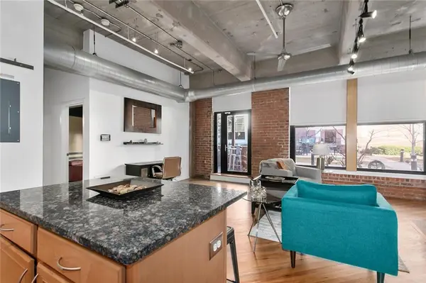 2029 Grand BLVD #115, Kansas City, MO 64108