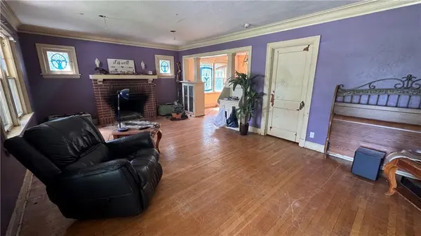 1812 E 135th ST, Grandview, MO 64030