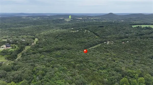 000 Rocky Road LN, Shell Knob, MO 65747