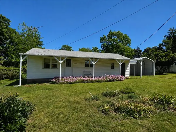 307 W Carman RD, El Dorado Springs, MO 64744