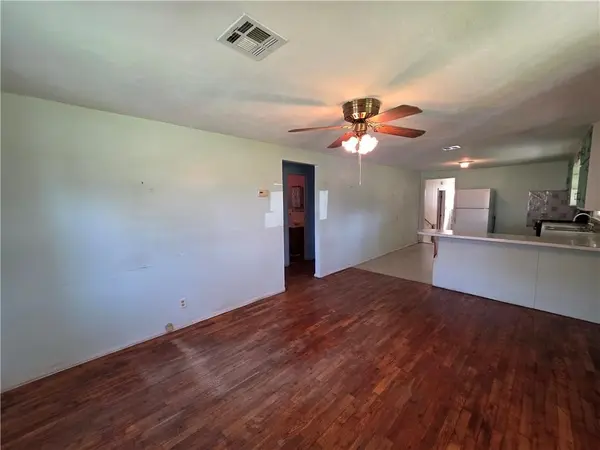 307 W Carman RD, El Dorado Springs, MO 64744
