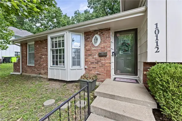 10112 W 65th ST, Shawnee, KS 66203
