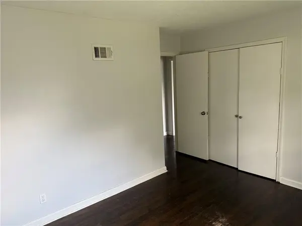 3010 E 61ST ST, Kansas City, MO 64130