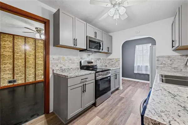 8318 State AVE, Kansas City, KS 66112