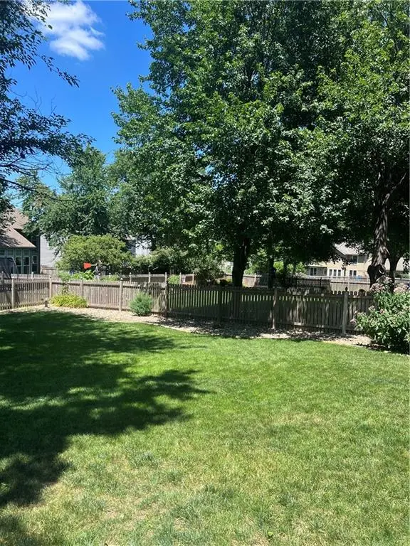 15620 W 138TH TER, Olathe, KS 66062