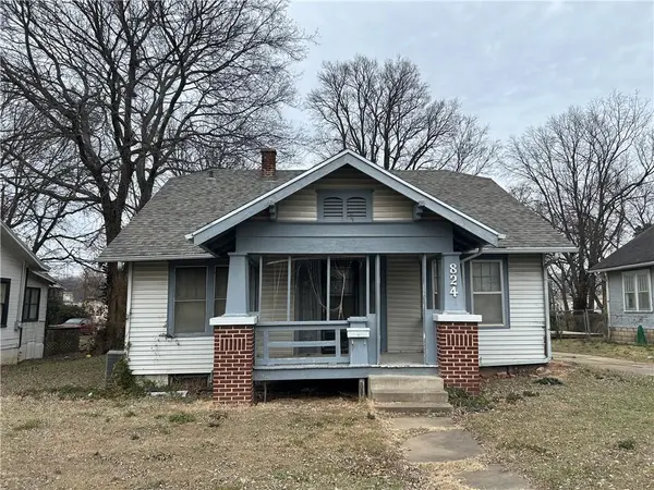 824 E Main ST, Independence, KS 67301