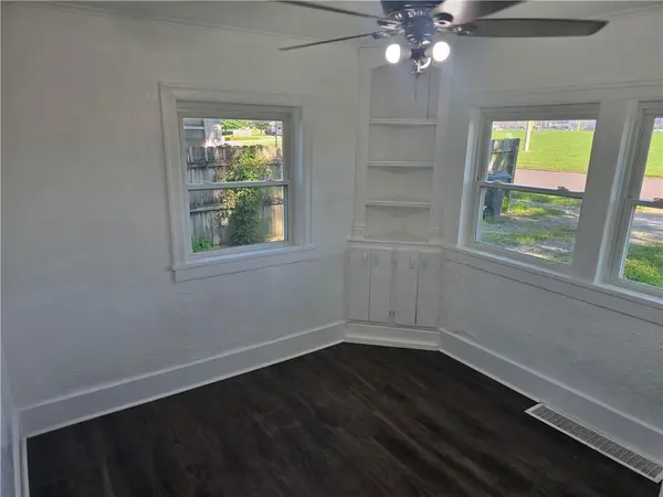 1719 W 3rd ST, Sedalia, MO 65301