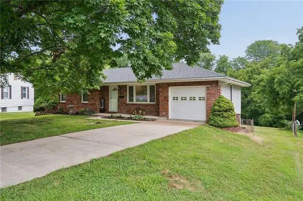 3603 S Claremont AVE, Independence, MO 64052