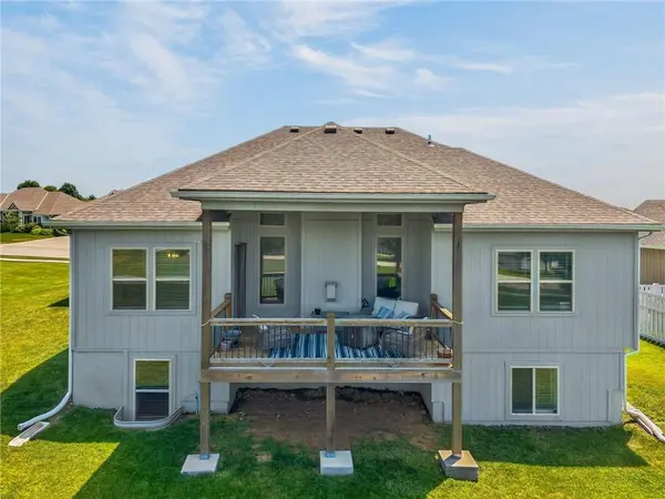 2309 NE Colonnade AVE, Blue Springs, MO 64029