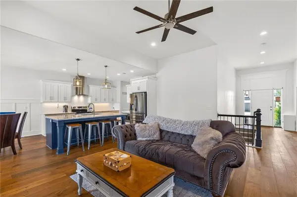 2309 NE Colonnade AVE, Blue Springs, MO 64029