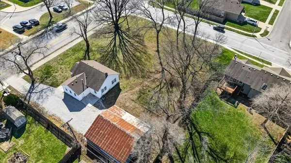1490 NE Independence AVE, Lee's Summit, MO 64086