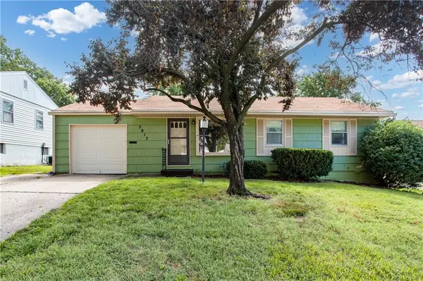 3917 S Spring ST, Independence, MO 64055
