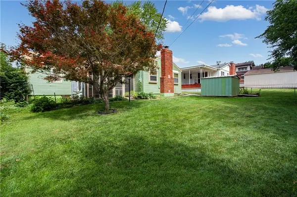 3917 S Spring ST, Independence, MO 64055