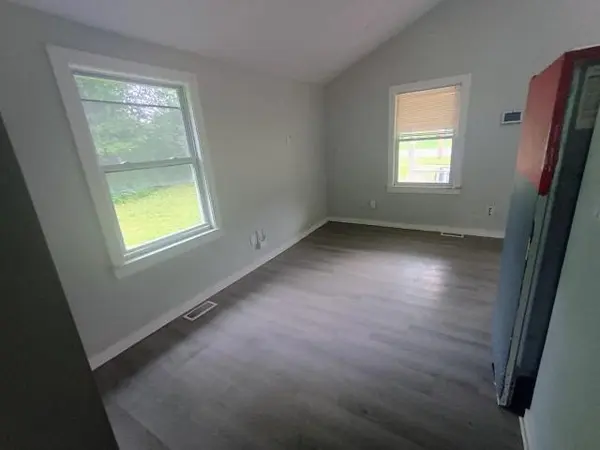 3615 Topping AVE, Kansas City, MO 64129