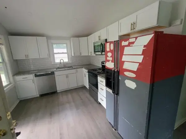 3615 Topping AVE, Kansas City, MO 64129