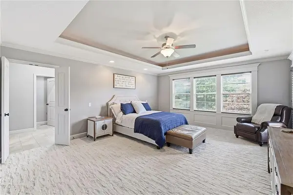 16601 Cody ST, Overland Park, KS 66221