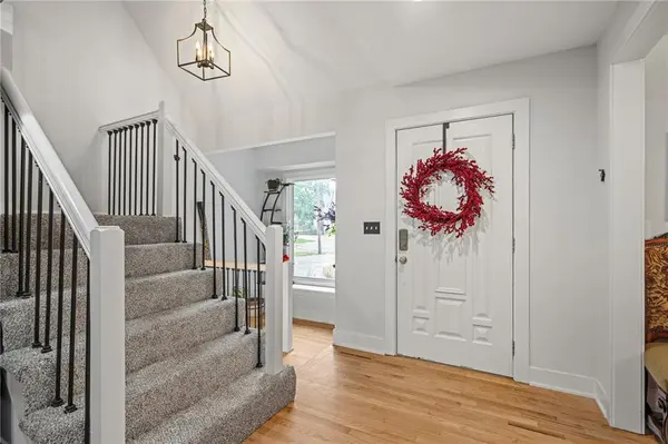 1144 NE Hunters RDG, Lee's Summit, MO 64086