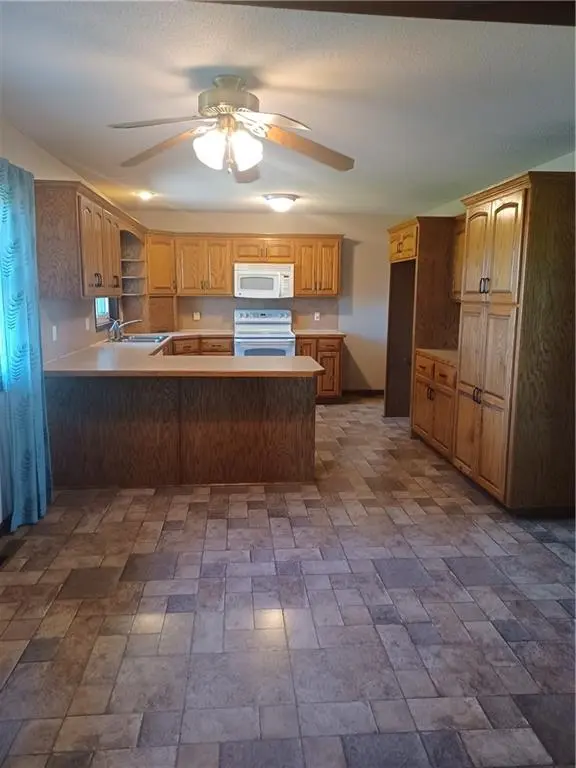 396 Valley RD, Bronson, KS 66716