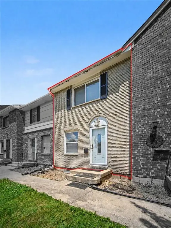 8815 Sycamore AVE, Kansas City, MO 64138