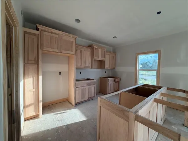 16984 S Mahaffie ST, Olathe, KS 66062