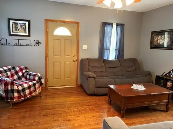 703 Mcdonald ST, St Joseph, MO 64505