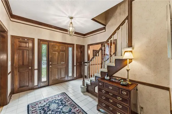 12120 Goddard ST, Overland Park, KS 66213
