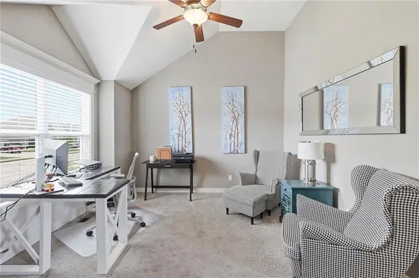 1901 Verbena AVE, Greenwood, MO 64034