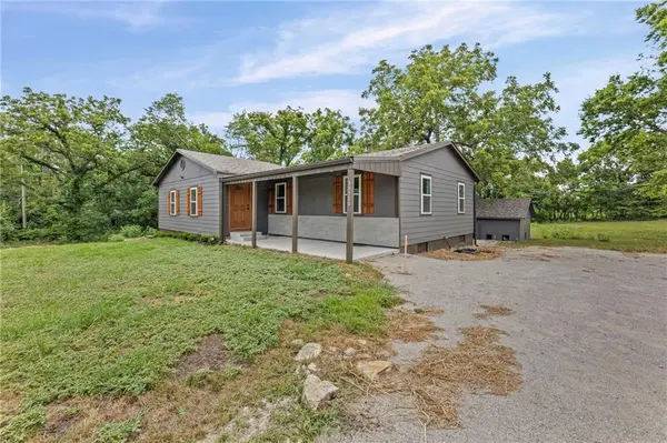 39580 John Brown HWY, Osawatomie, KS 66064