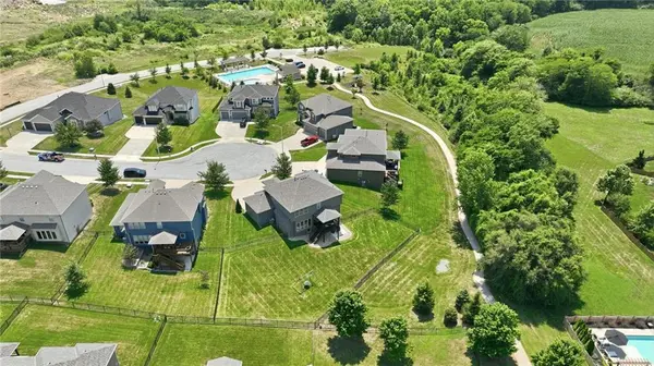 4606 NE 90th TER, Kansas City, MO 64156